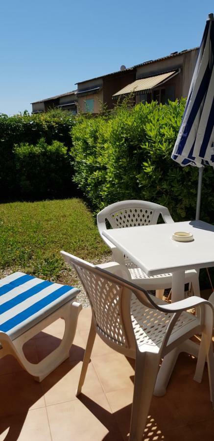 Hotel Le Galoubet Villeneuve-Loubet Bagian luar foto